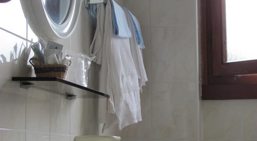 Albergo La Genzianella Miasino Oda fotoğraf