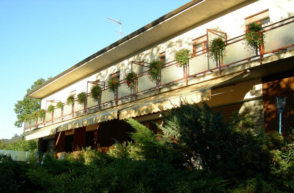 Albergo La Genzianella Miasino Dış mekan fotoğraf