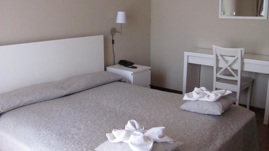 Albergo La Genzianella Miasino Oda fotoğraf